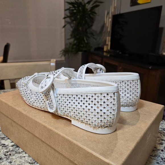 NEW Christian Louboutin Off White Mamastrapitina Flats with  Crystal Design 39 - Picture 8 of 12